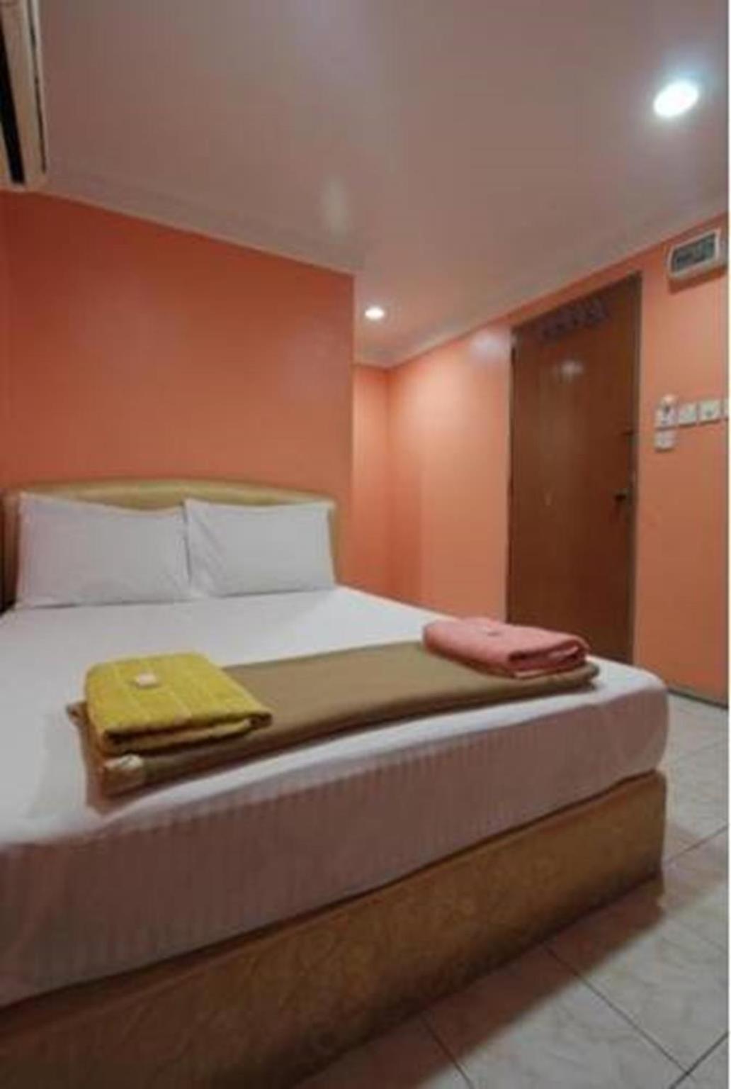 Nilai H2 Otel Dış mekan fotoğraf