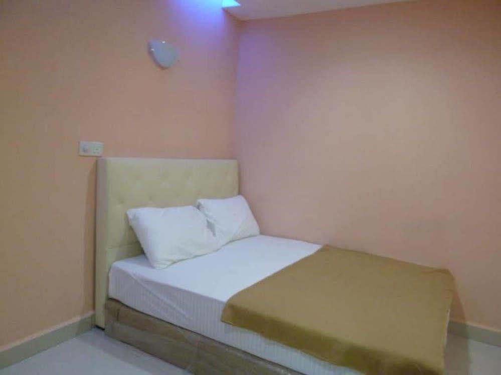 Nilai H2 Otel Dış mekan fotoğraf