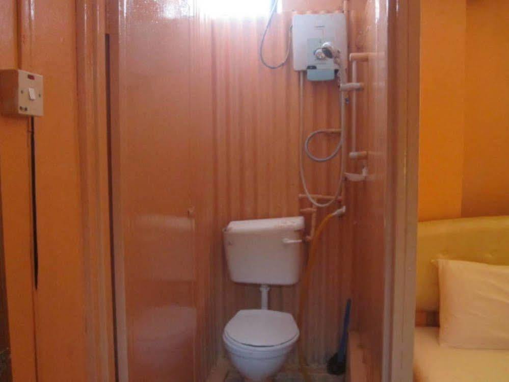 Nilai H2 Otel Dış mekan fotoğraf